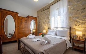 Kalomiris Thea Suite
